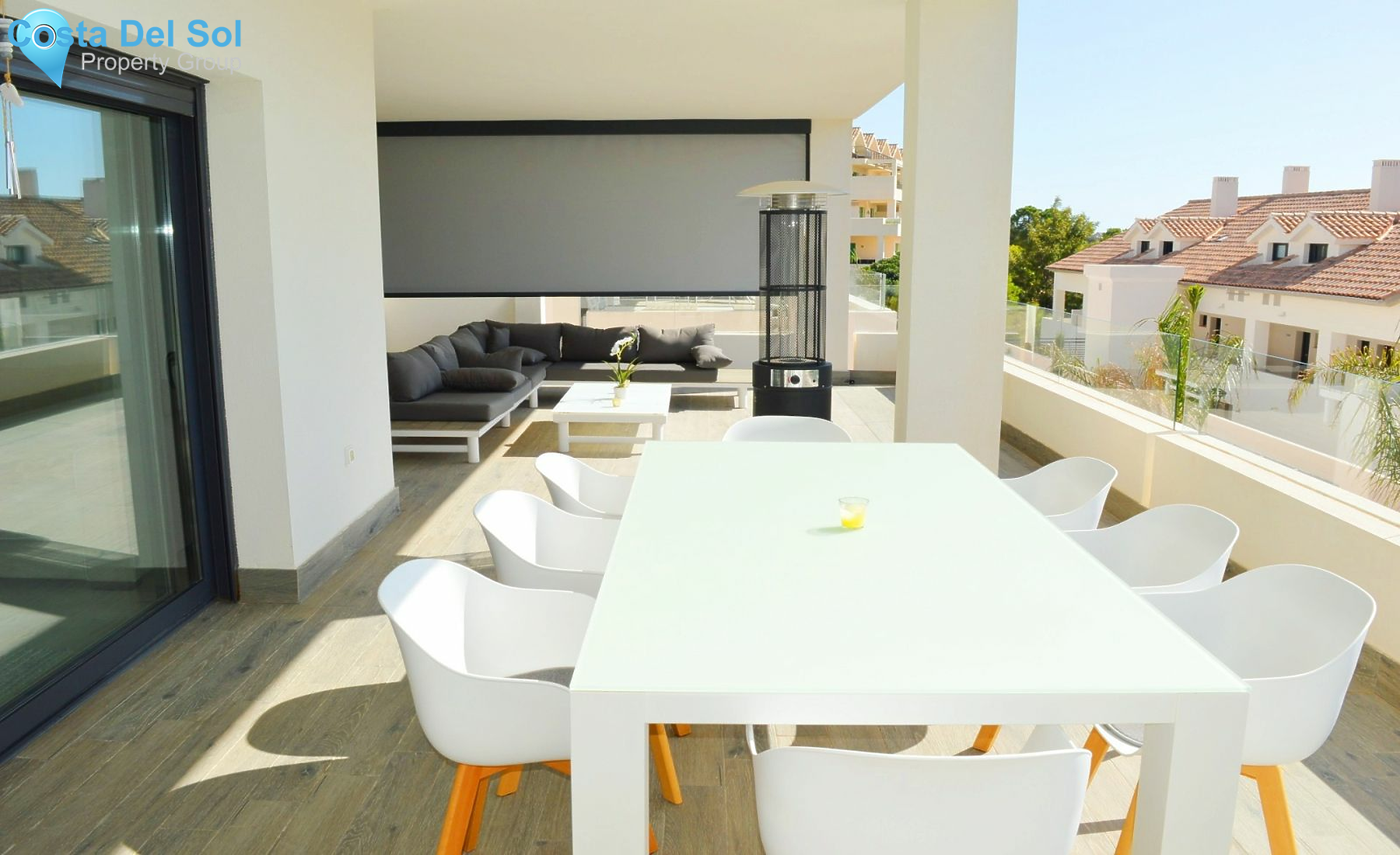 Middle Floor Apartment in Estepona-1198744