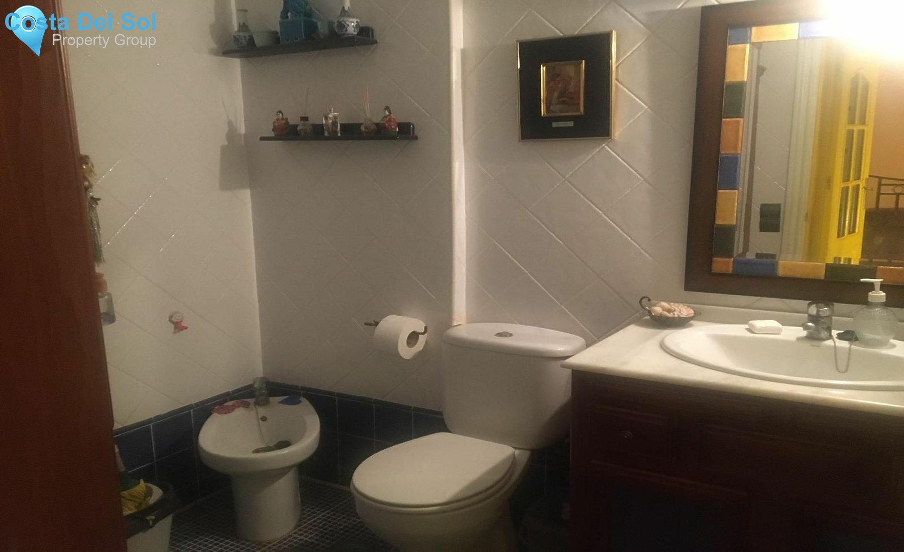 Middle Floor Apartment in Estepona-1199729