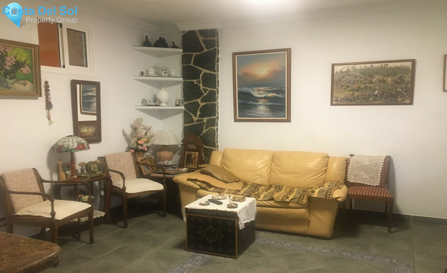 Middle Floor Apartment in Estepona-1199724