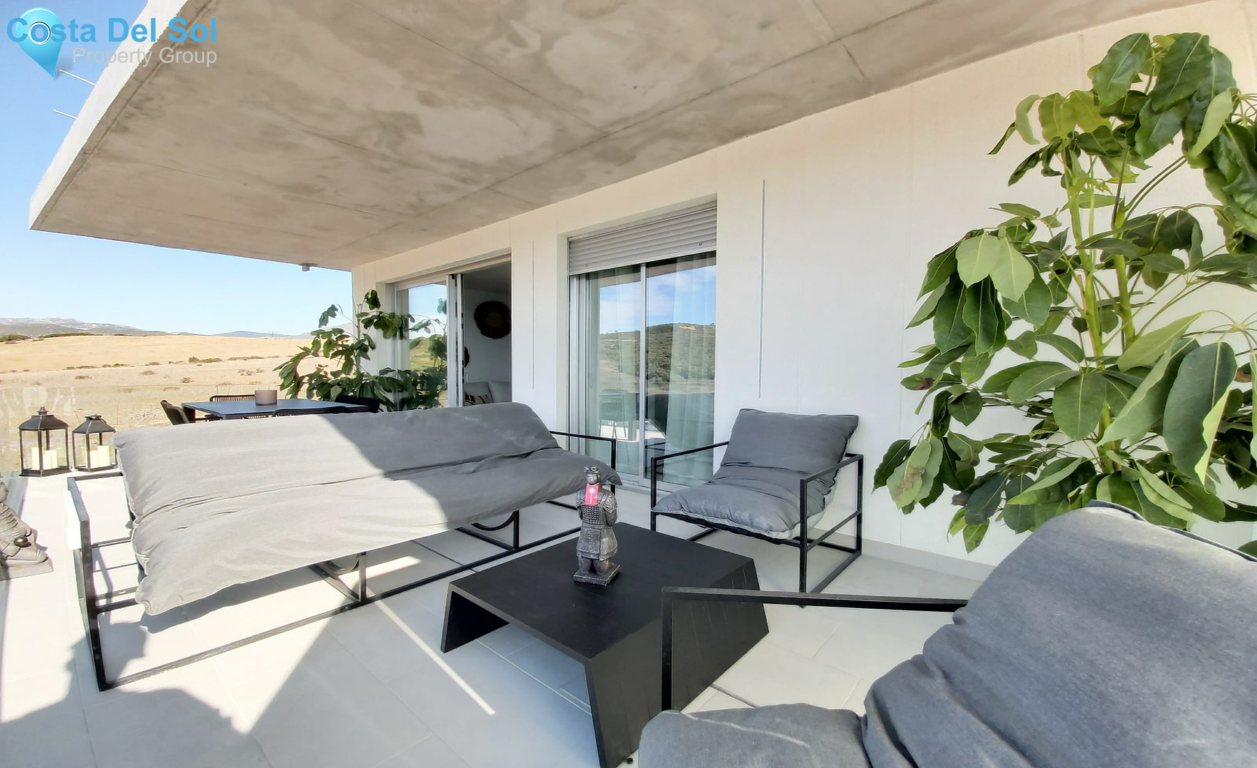 Middle Floor Apartment in Estepona-1200893