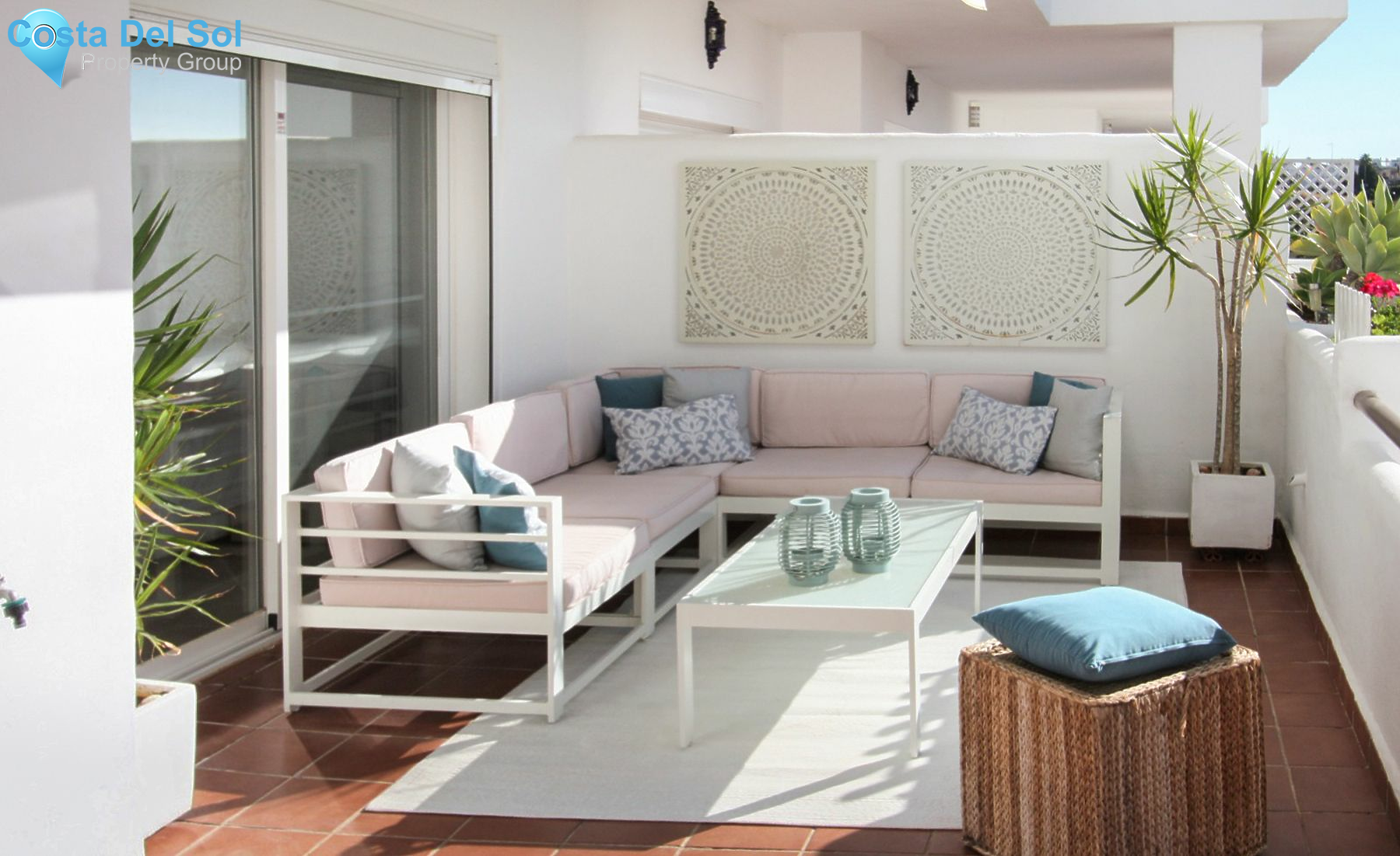Middle Floor Apartment in Estepona-1205187