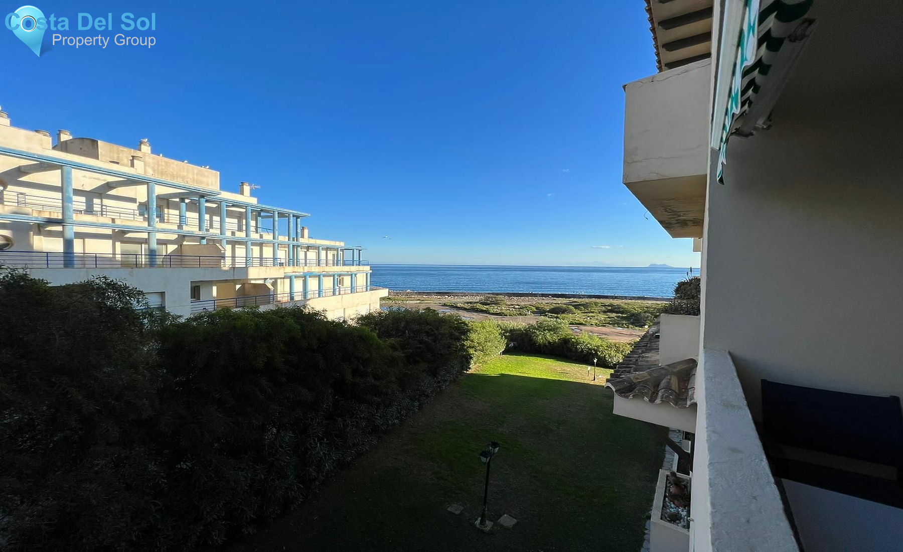 Middle Floor Apartment in Estepona