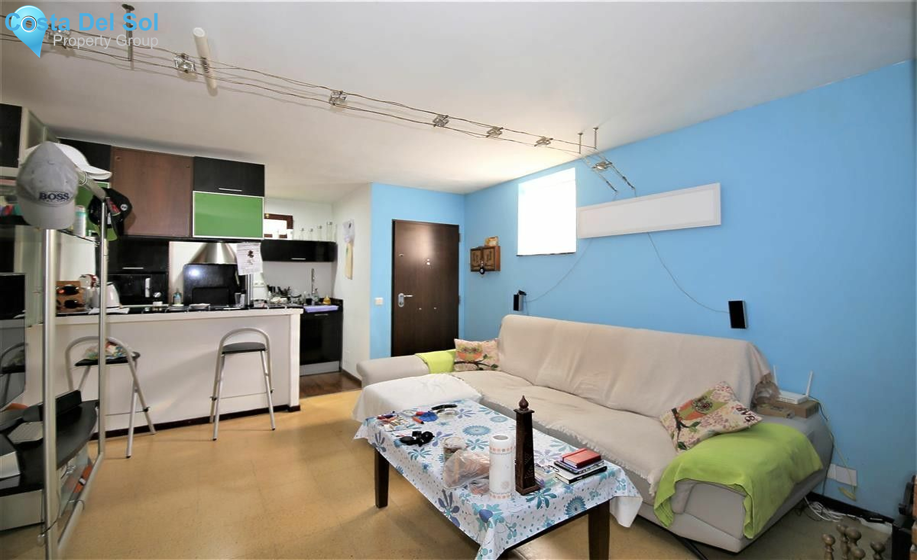 Middle Floor Apartment in Estepona-1215771