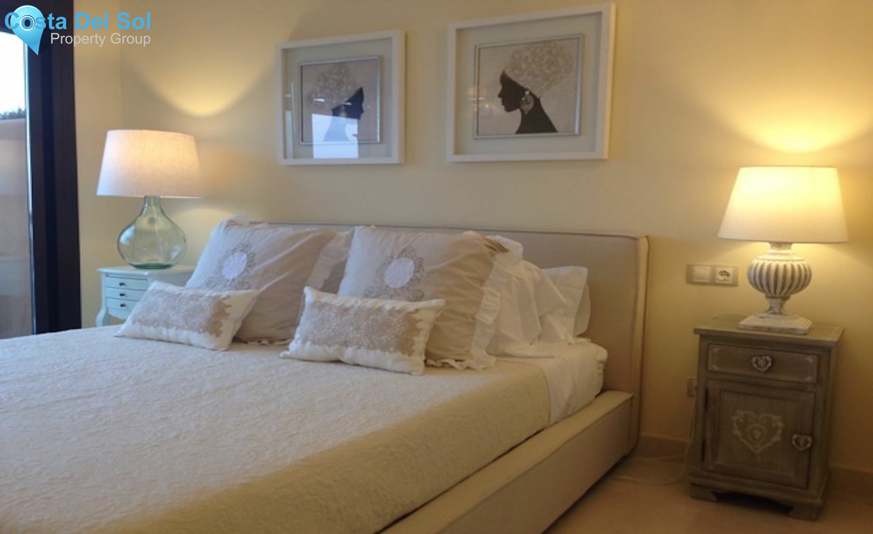 Middle Floor Apartment in Estepona-1218886
