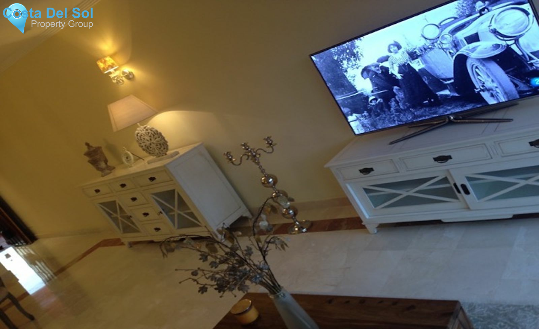 Middle Floor Apartment in Estepona-1218877