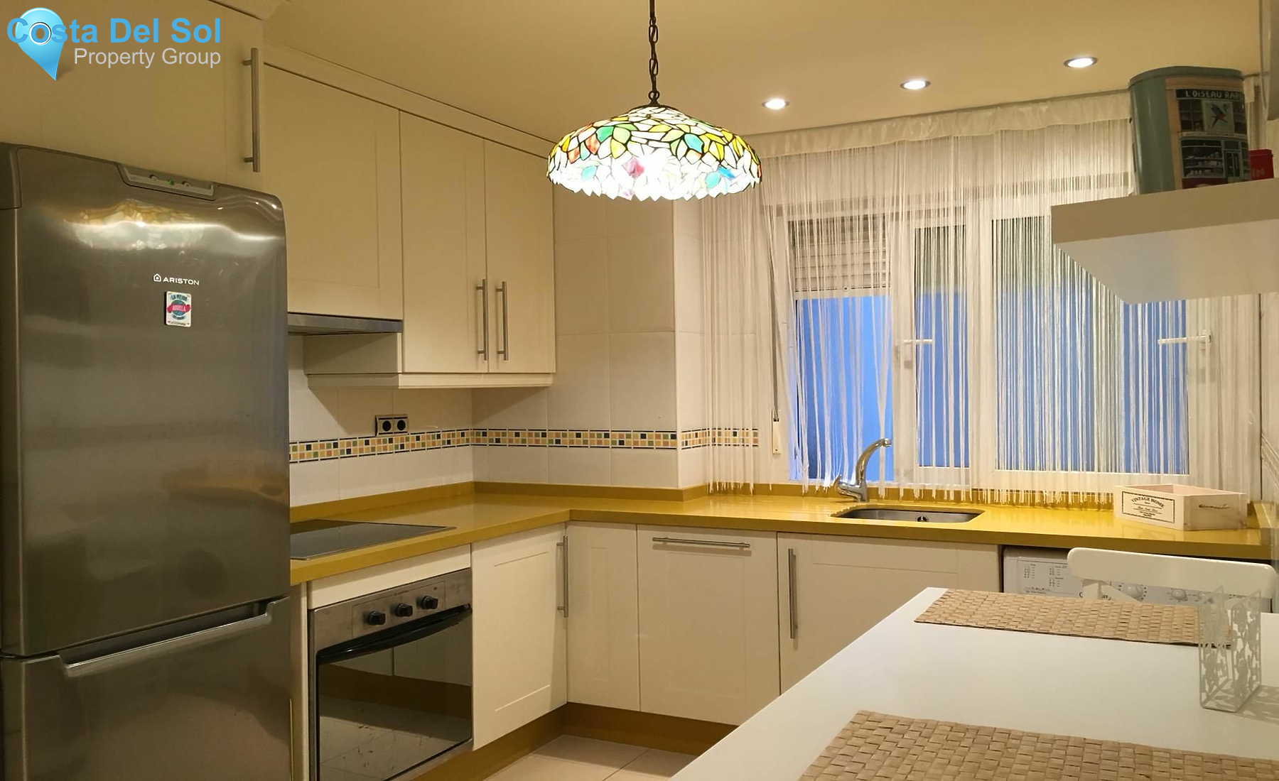 Middle Floor Apartment in Estepona-1223619