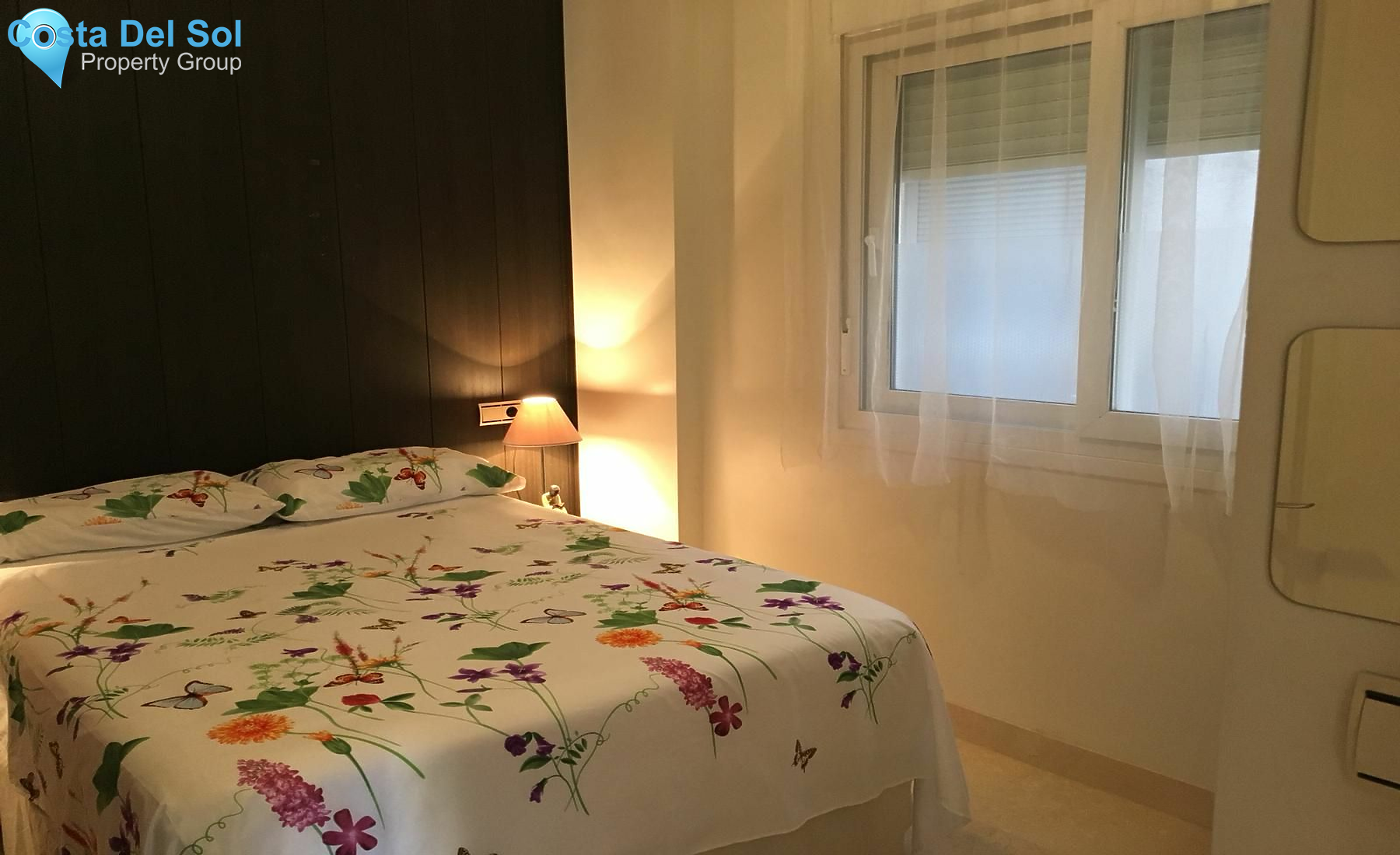 Middle Floor Apartment in Estepona-1223633