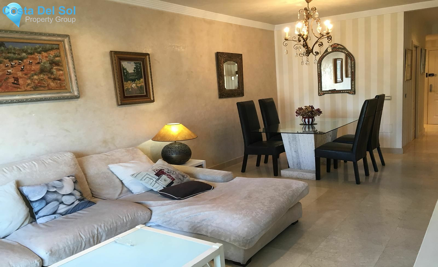 Middle Floor Apartment in Estepona-1223625