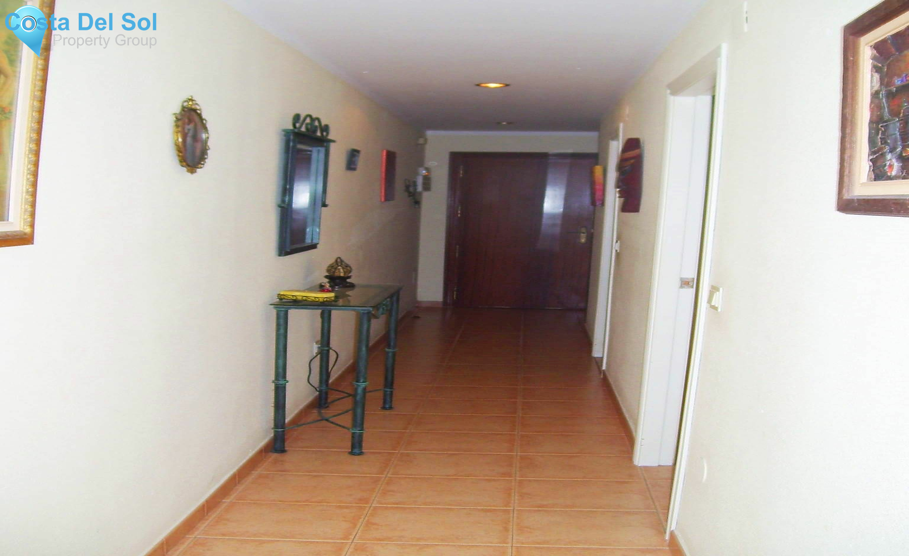 Middle Floor Apartment in Estepona-1224203