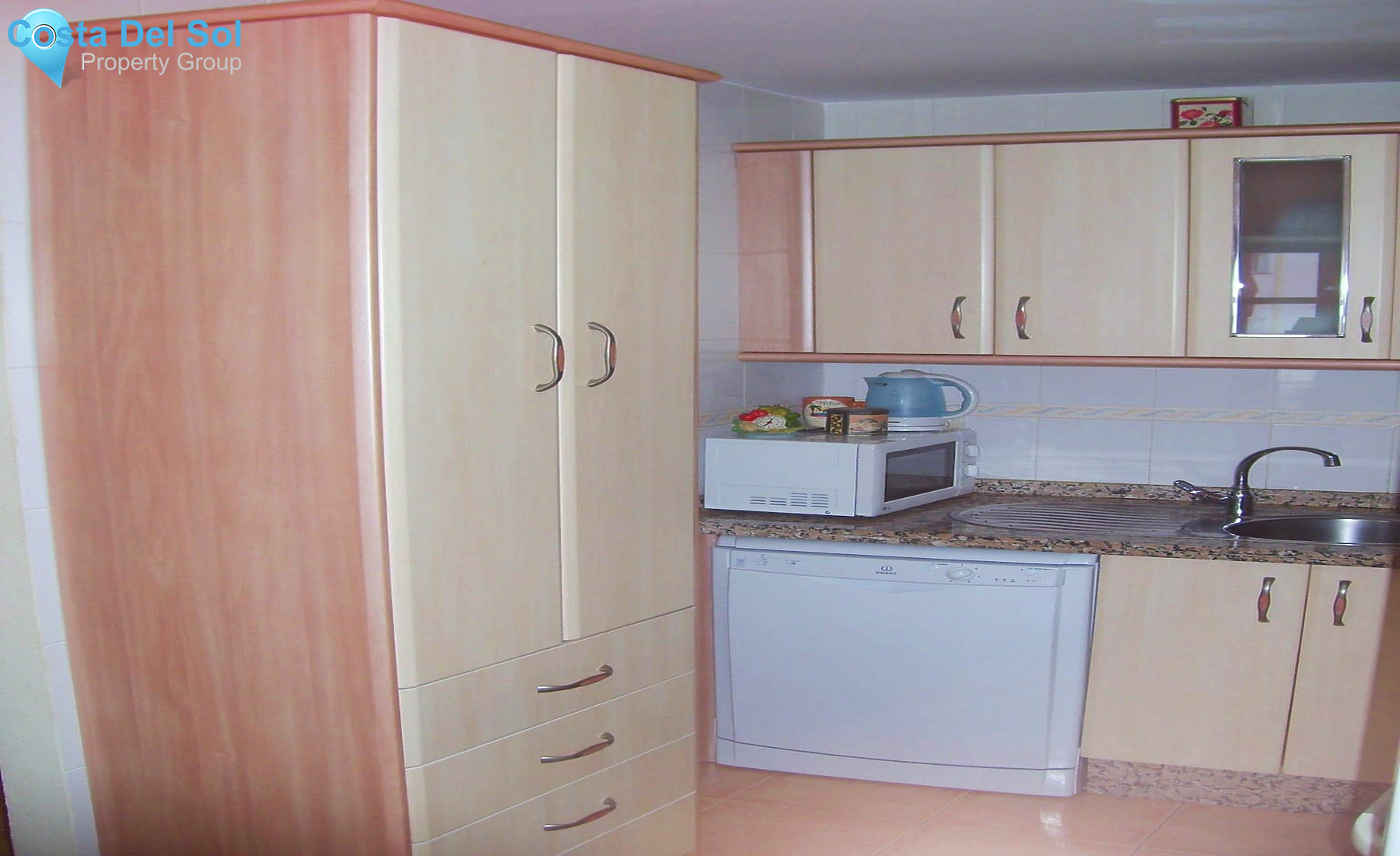 Middle Floor Apartment in Estepona-1224206