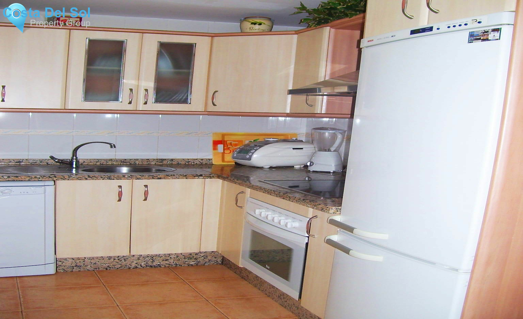 Middle Floor Apartment in Estepona-1224207
