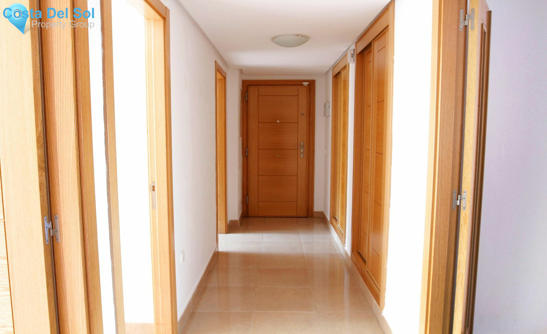 Middle Floor Apartment in Estepona-1386086