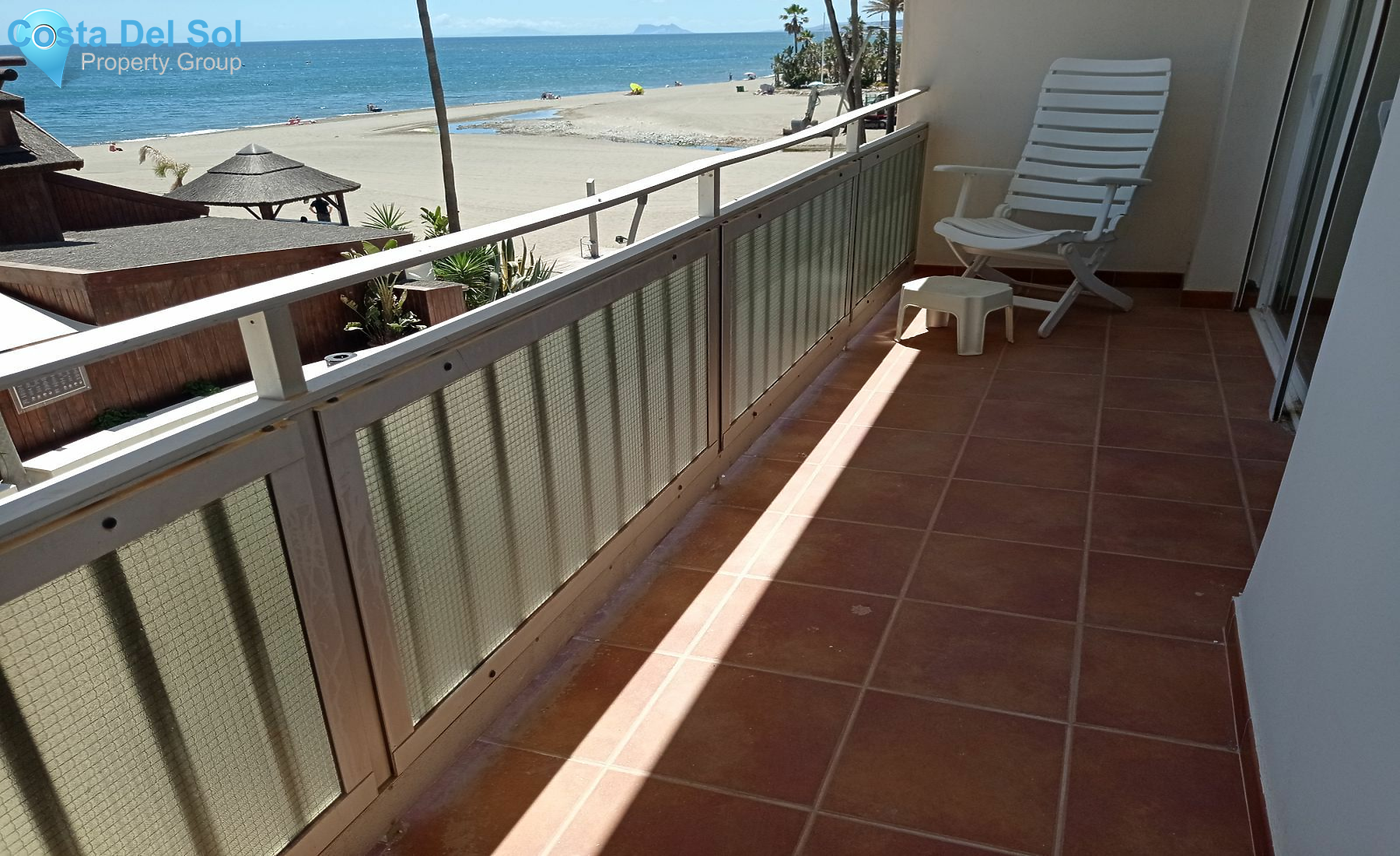 Middle Floor Apartment in Estepona-1387134