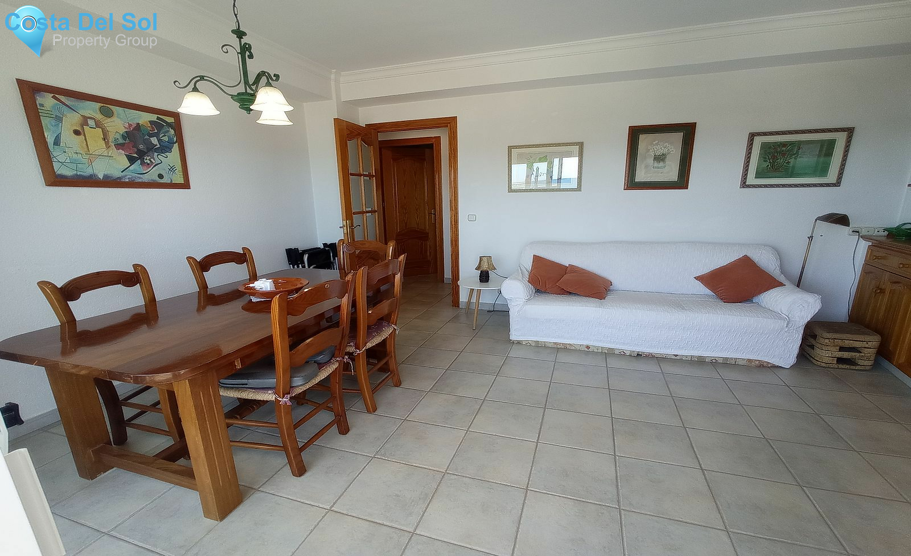Middle Floor Apartment in Estepona-1387124