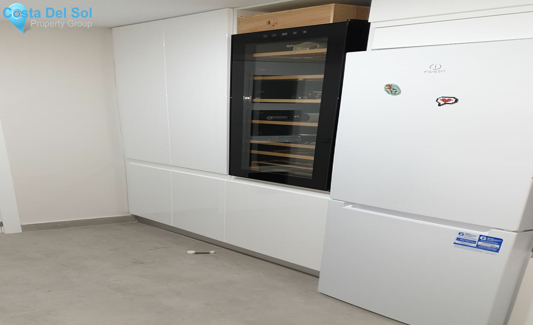 Middle Floor Apartment in Estepona-1388962