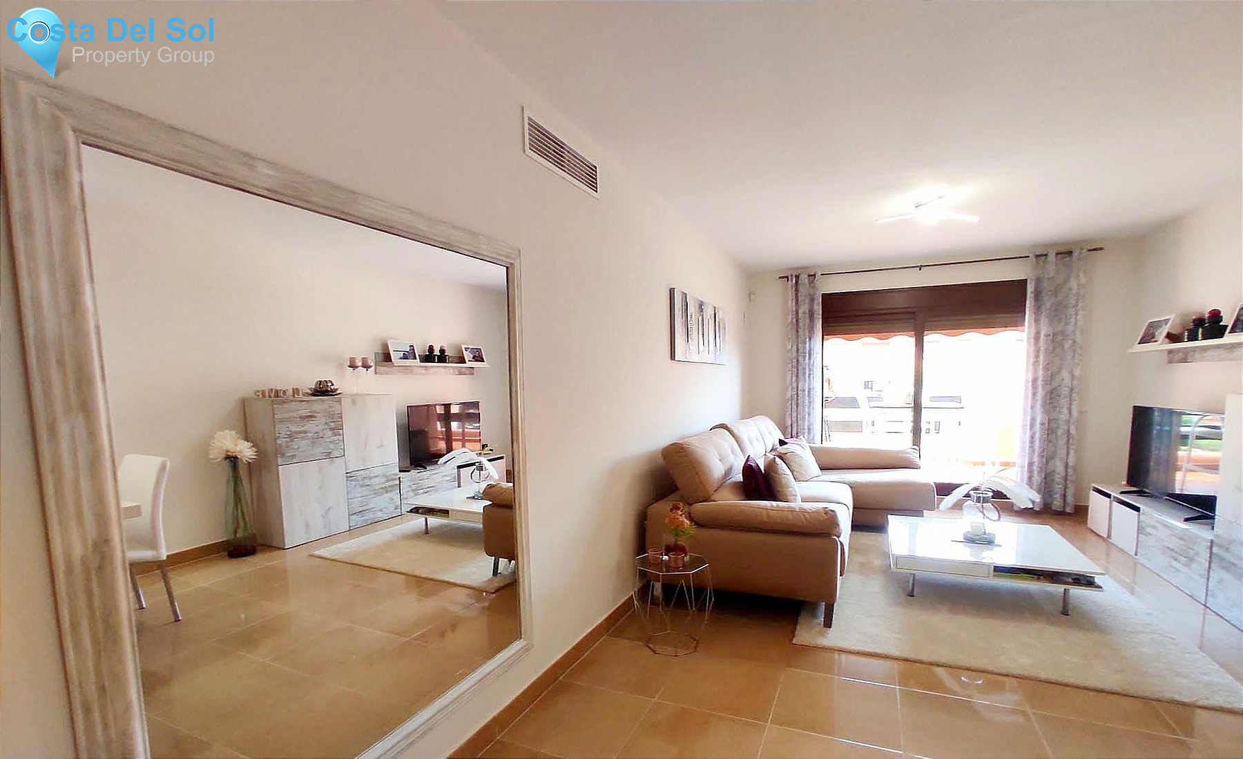 Middle Floor Apartment in Estepona-1392129