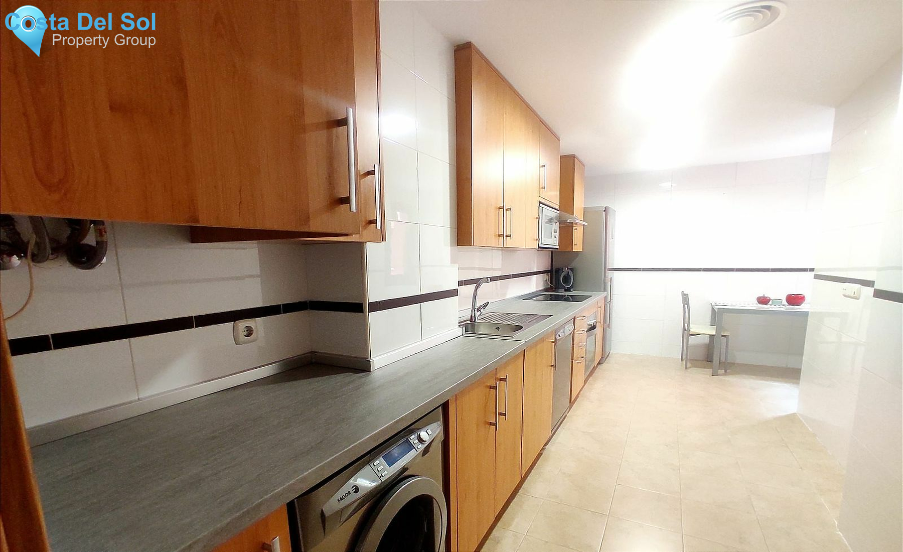 Middle Floor Apartment in Estepona-1392130