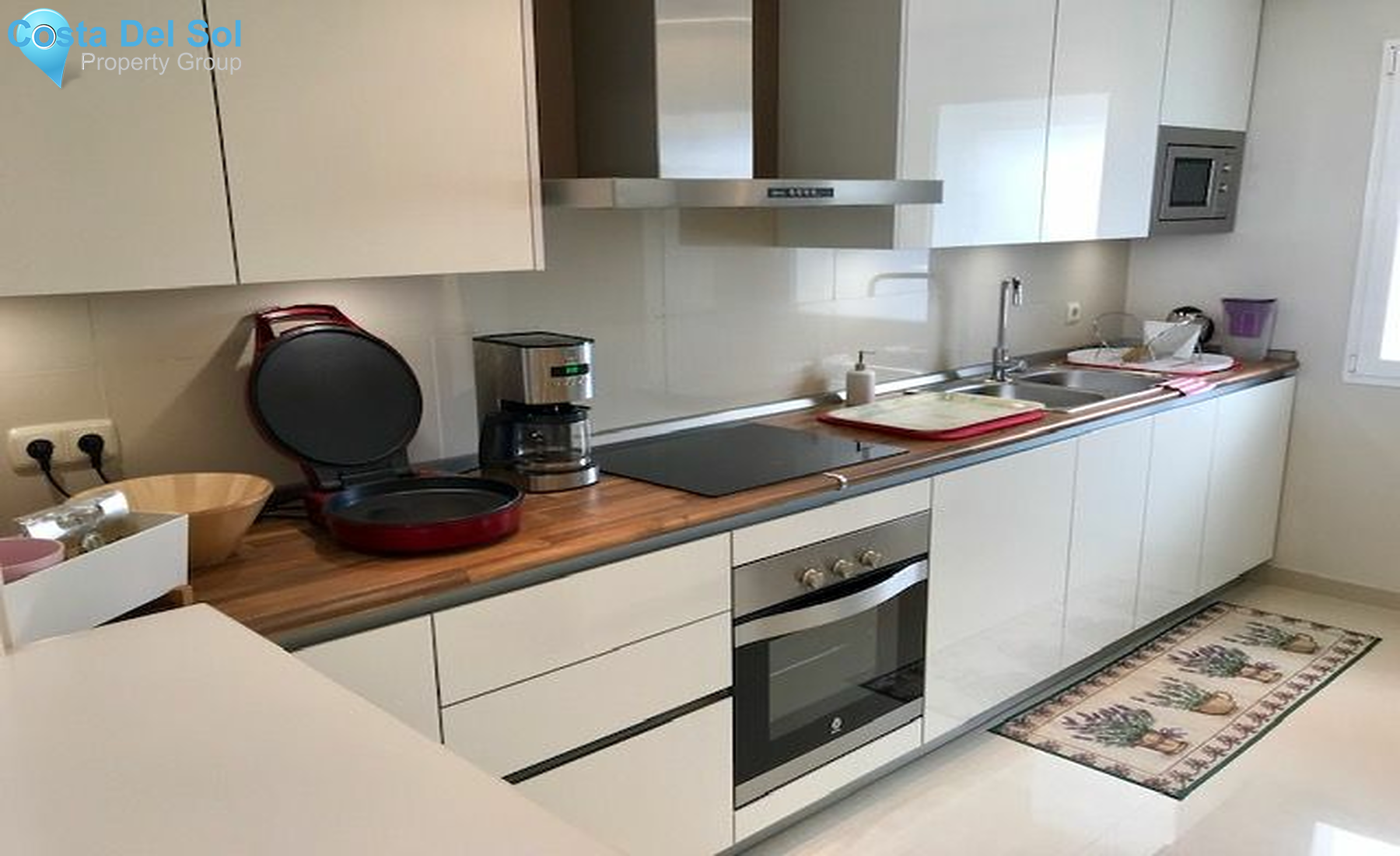 Middle Floor Apartment in Estepona-1393516