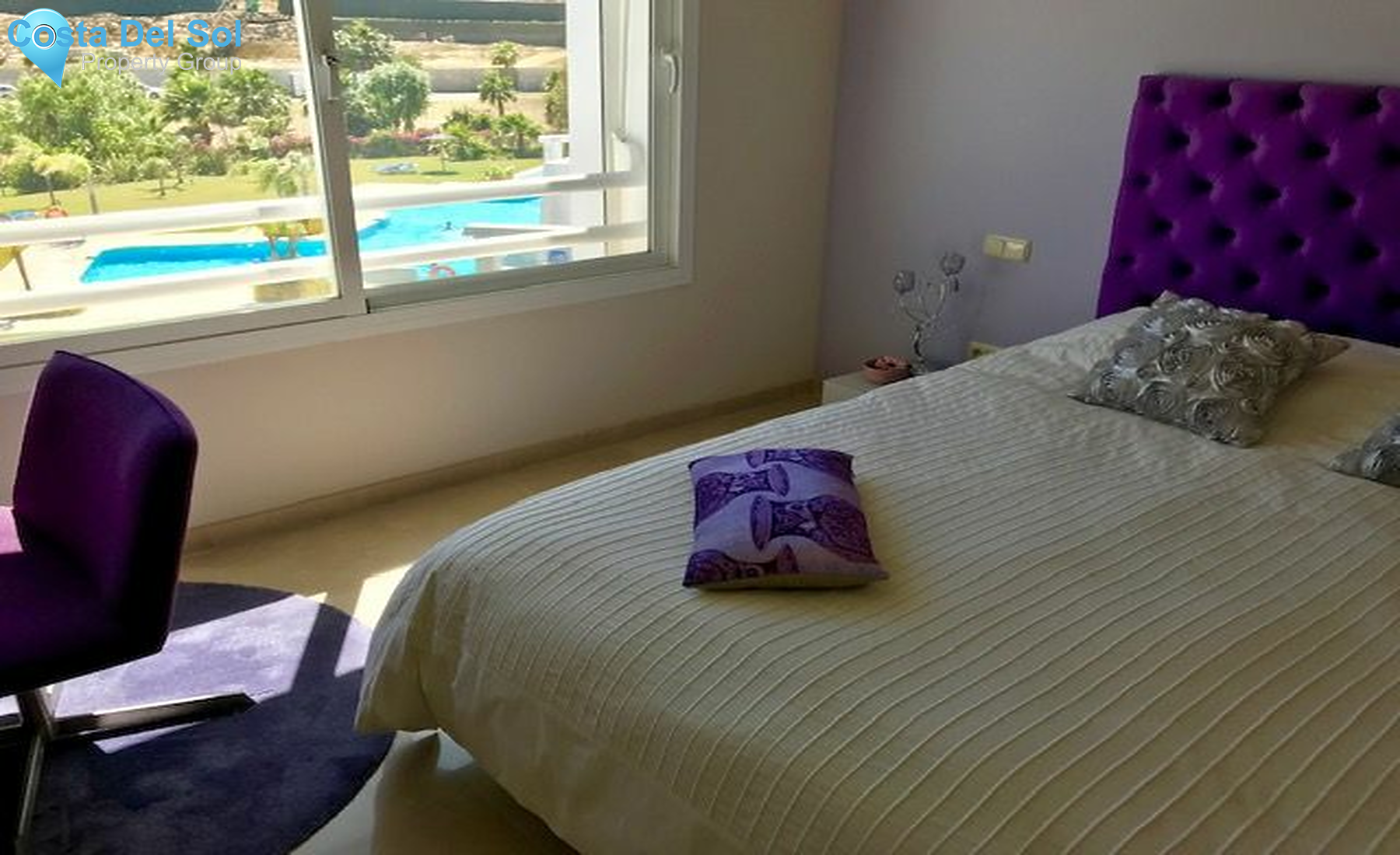 Middle Floor Apartment in Estepona-1393521