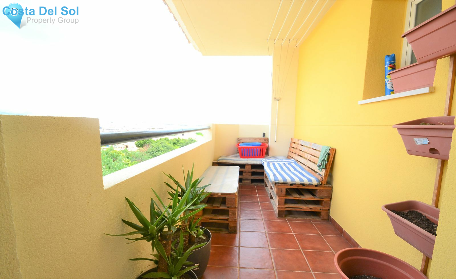 Middle Floor Apartment in Estepona-1396720