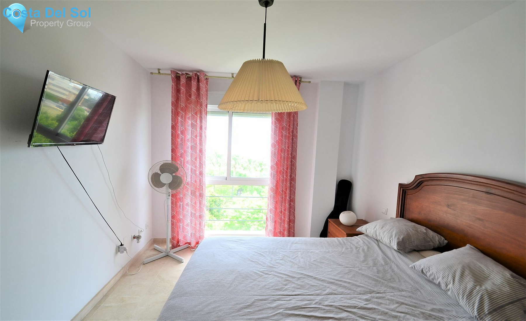 Middle Floor Apartment in Estepona-1396729