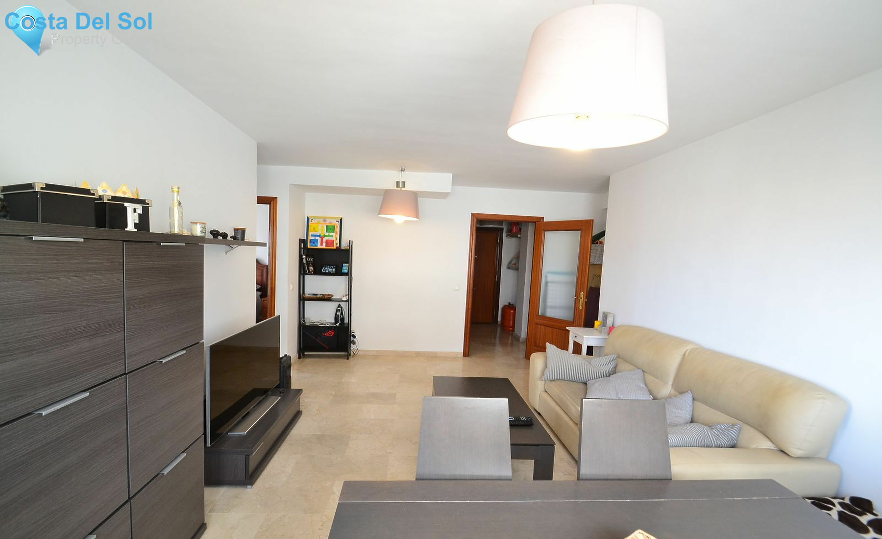 Middle Floor Apartment in Estepona-1396731