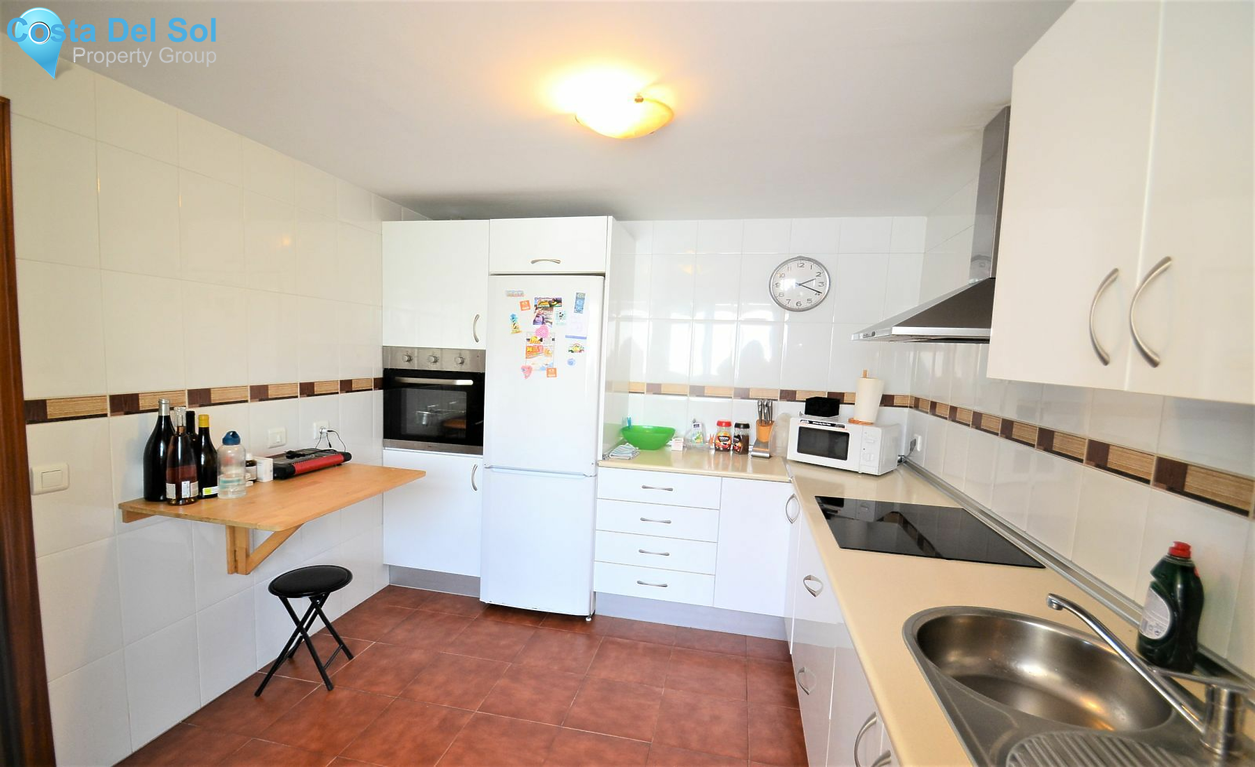 Middle Floor Apartment in Estepona-1396722