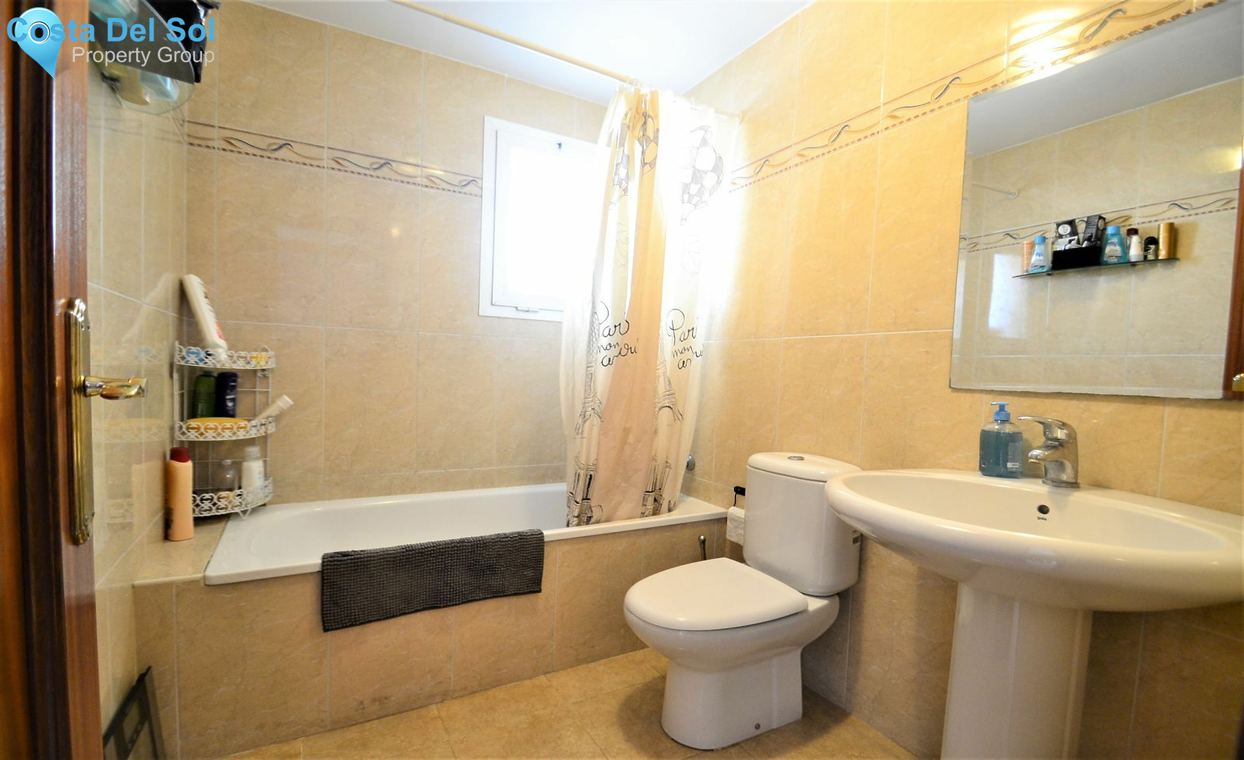 Middle Floor Apartment in Estepona-1396726