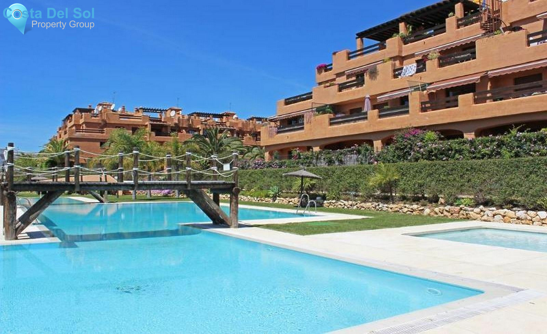 Middle Floor Apartment in Estepona