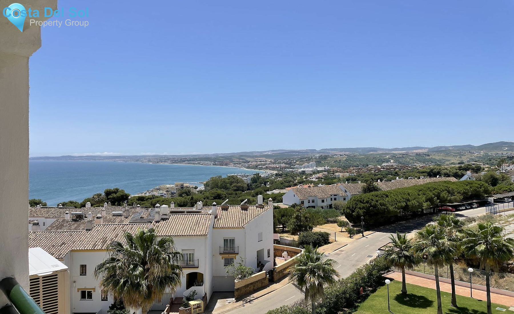 Middle Floor Apartment in Estepona-1418971