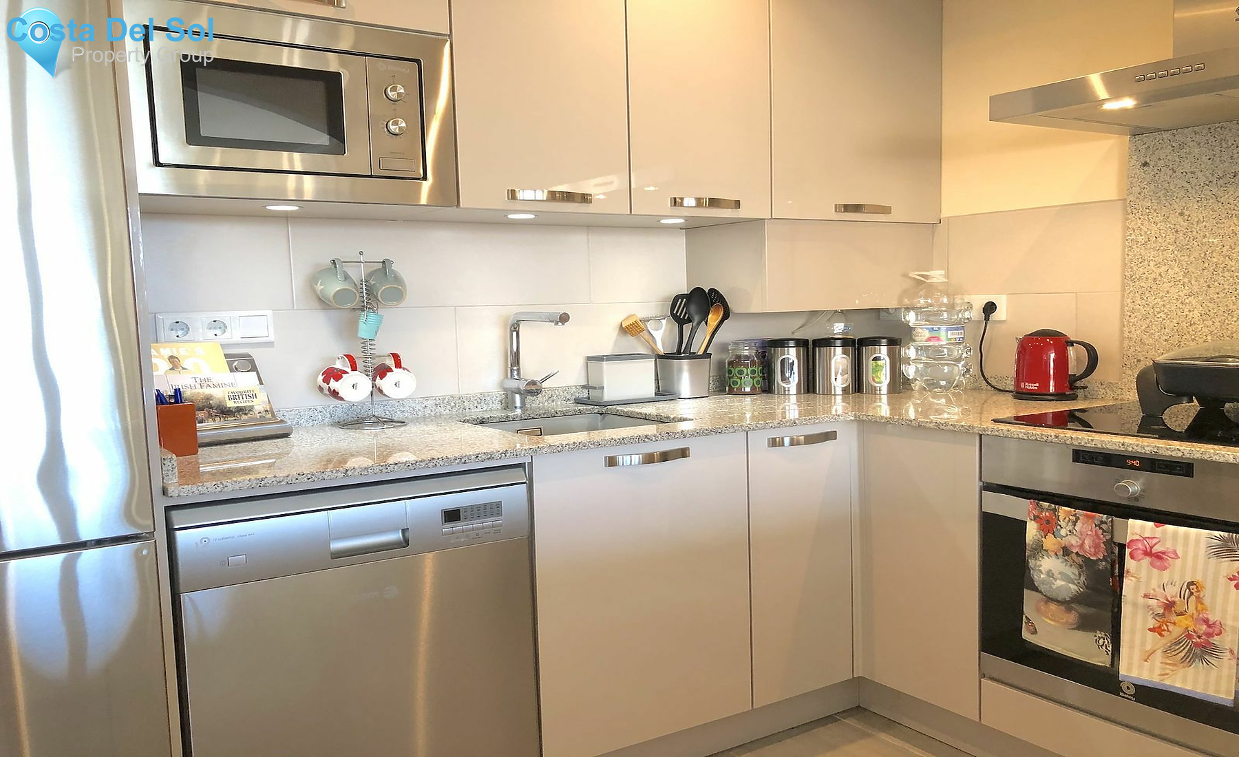 Middle Floor Apartment in Estepona-1418980