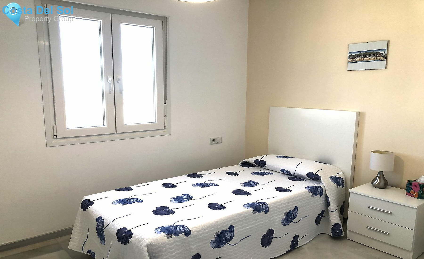 Middle Floor Apartment in Estepona-1418985