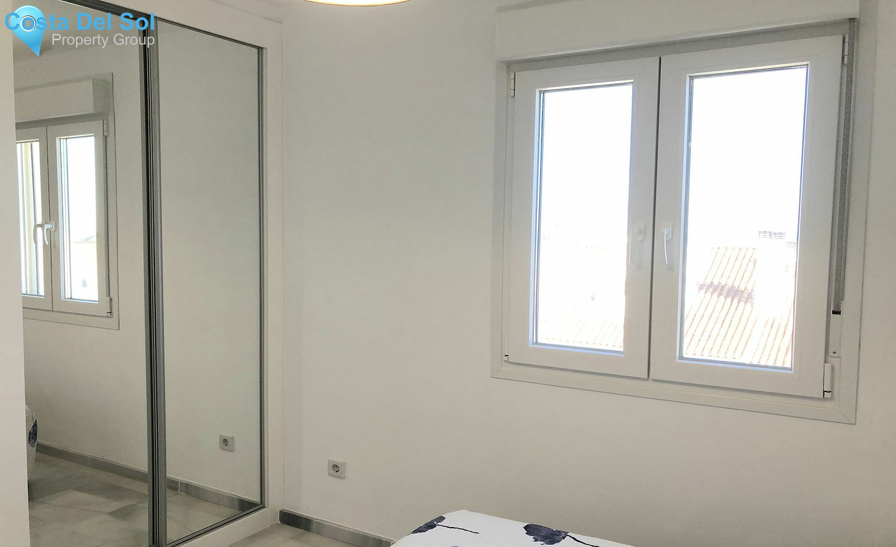 Middle Floor Apartment in Estepona-1418986