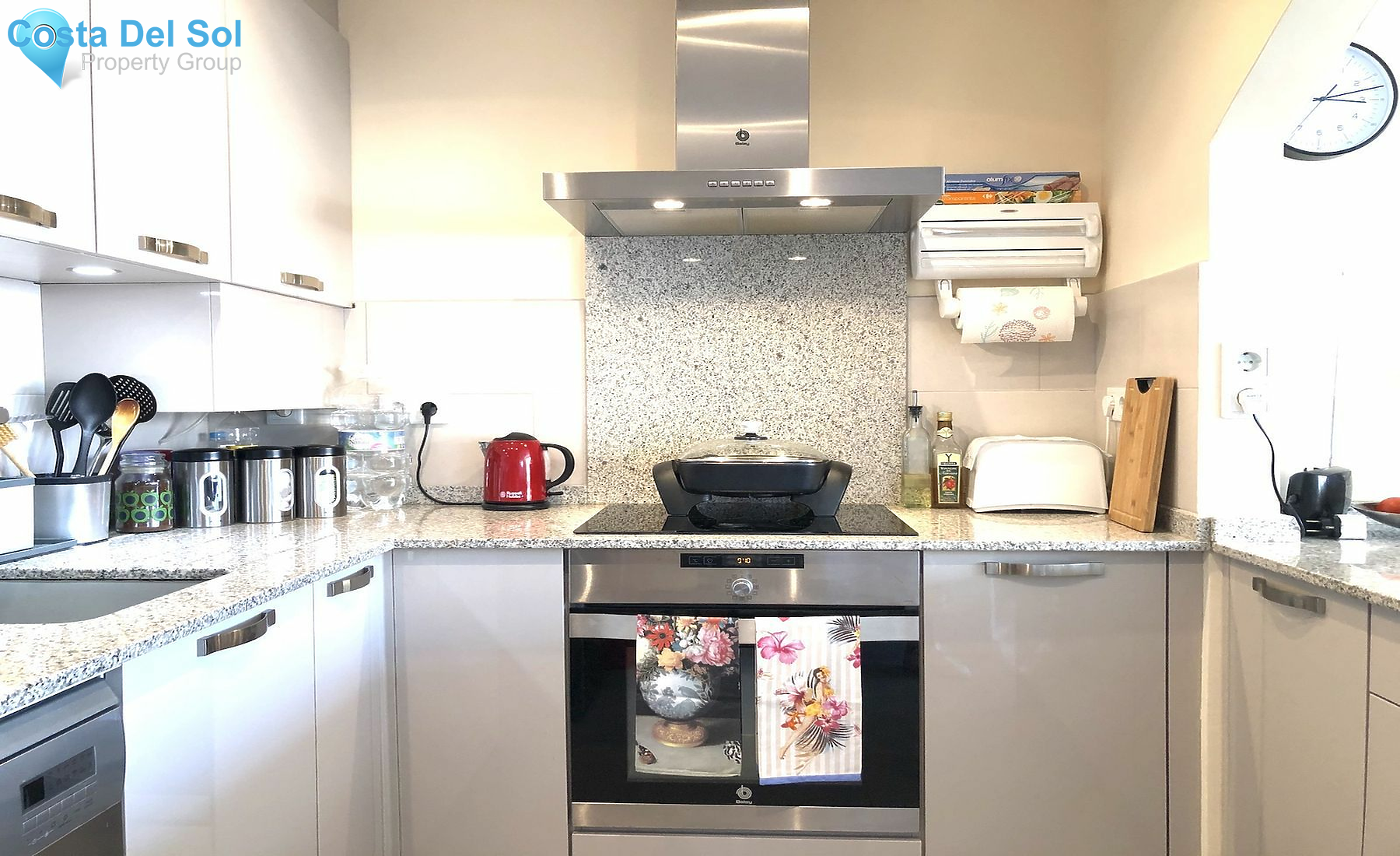 Middle Floor Apartment in Estepona-1418979