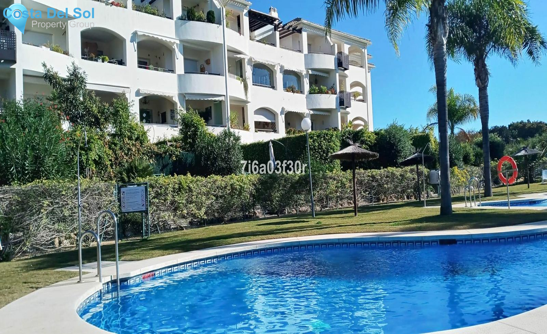 Middle Floor Apartment in New Golden Mile