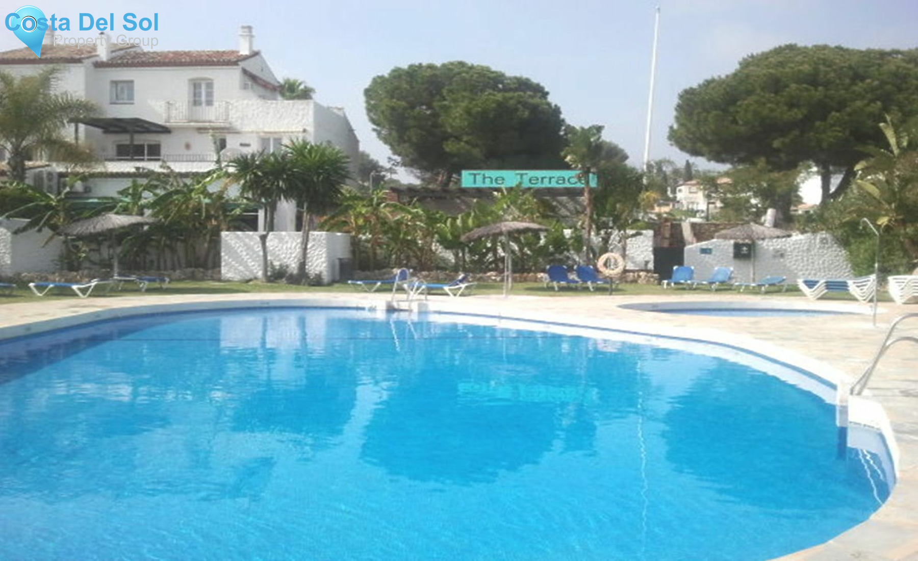 Middle Floor Apartment in Estepona