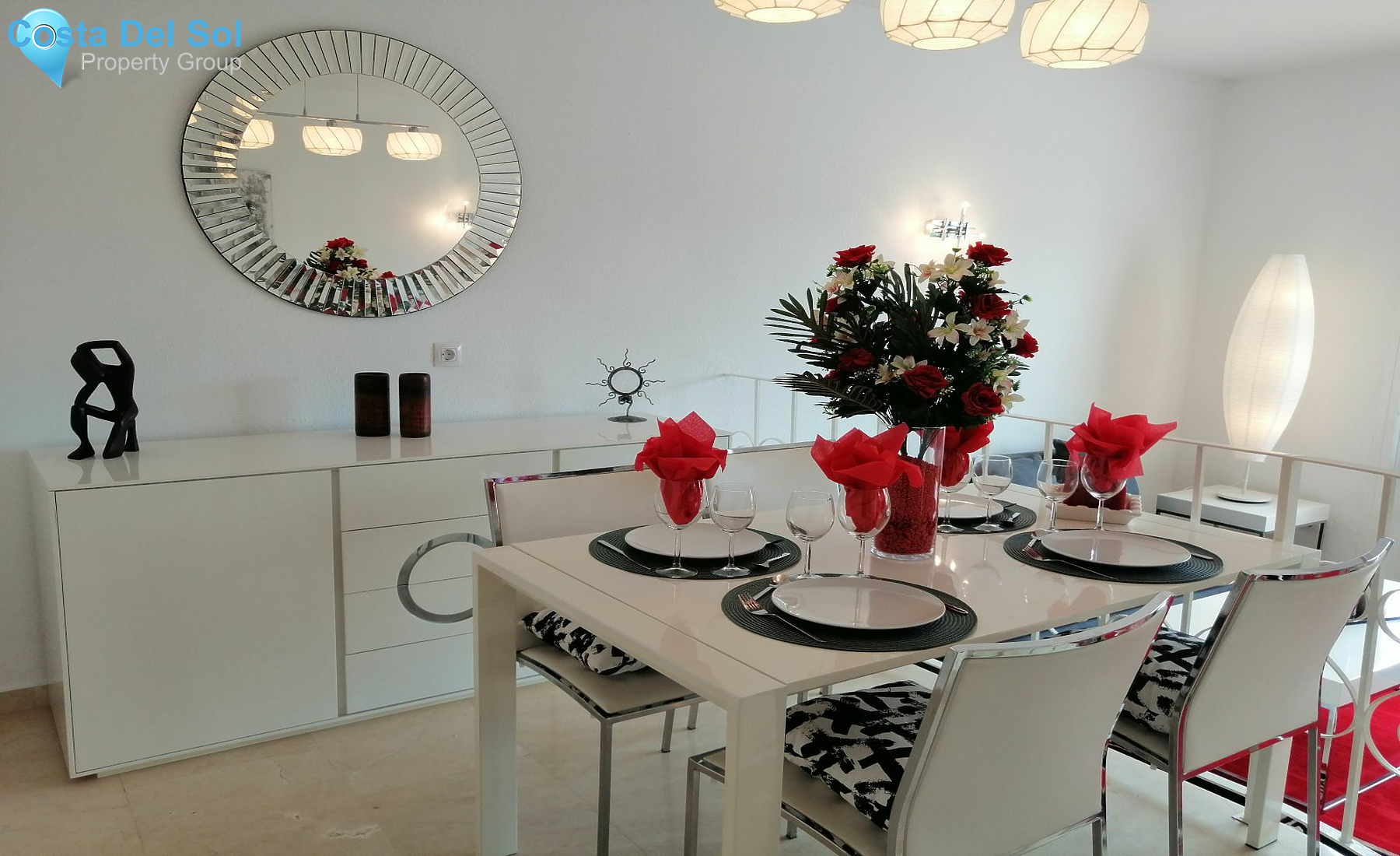 Middle Floor Apartment in Estepona-1420249