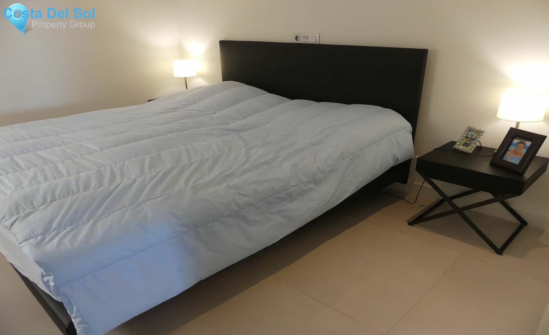 Middle Floor Apartment in Estepona-1420288