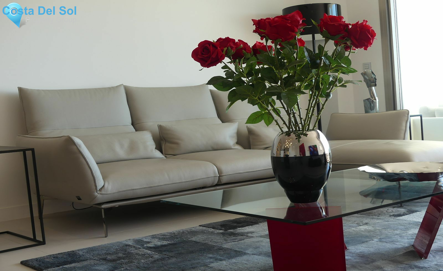 Middle Floor Apartment in Estepona-1420278