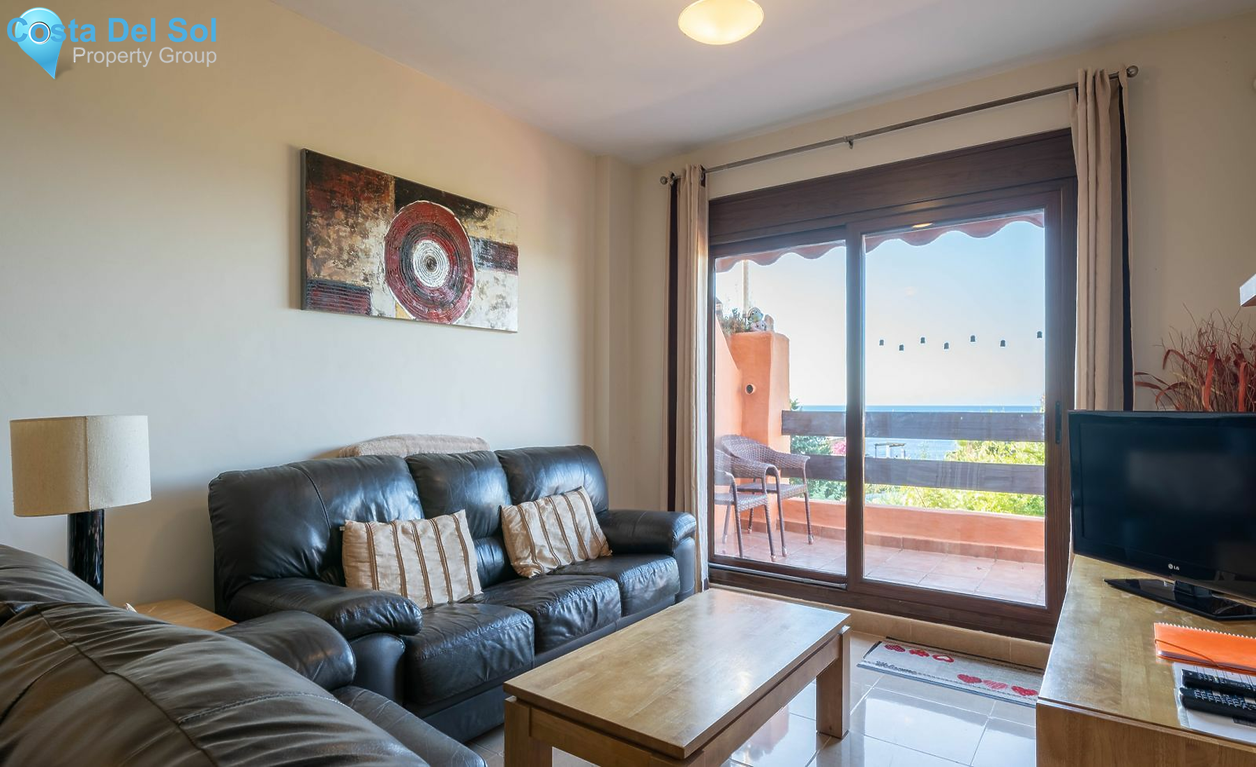 Middle Floor Apartment in Estepona-1420410