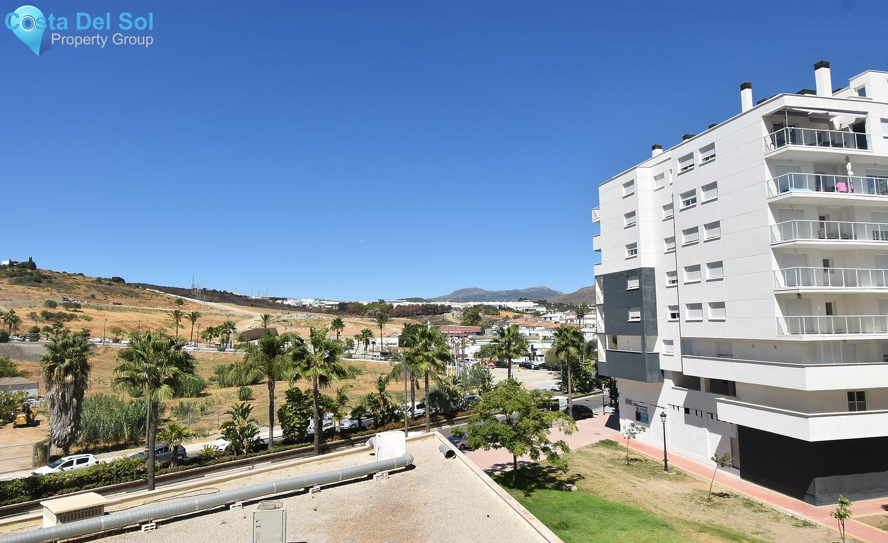 Middle Floor Apartment in Estepona-1427205