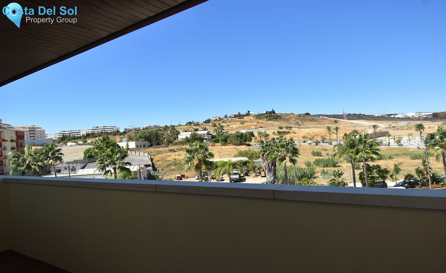 Middle Floor Apartment in Estepona-1427209