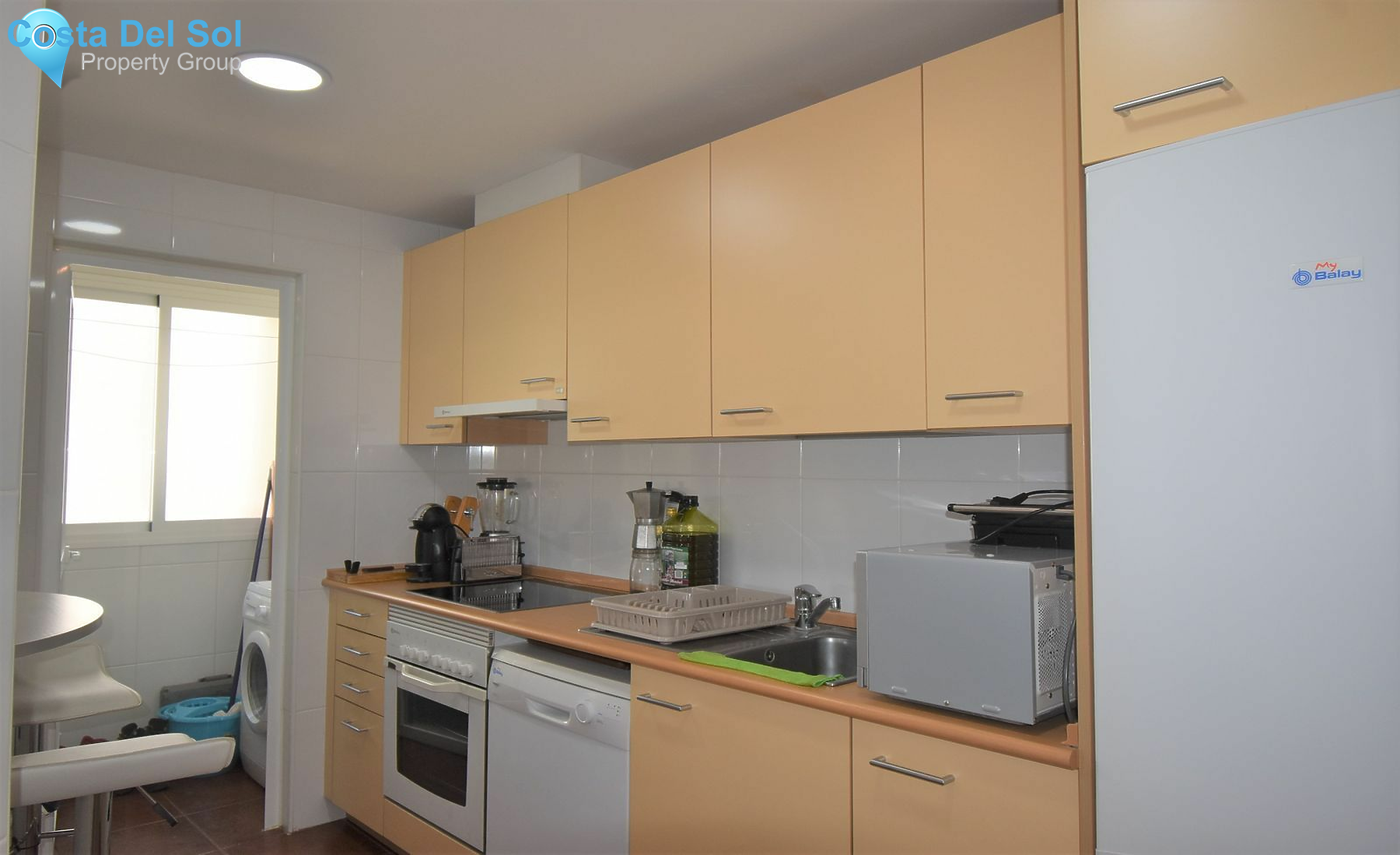 Middle Floor Apartment in Estepona-1427197