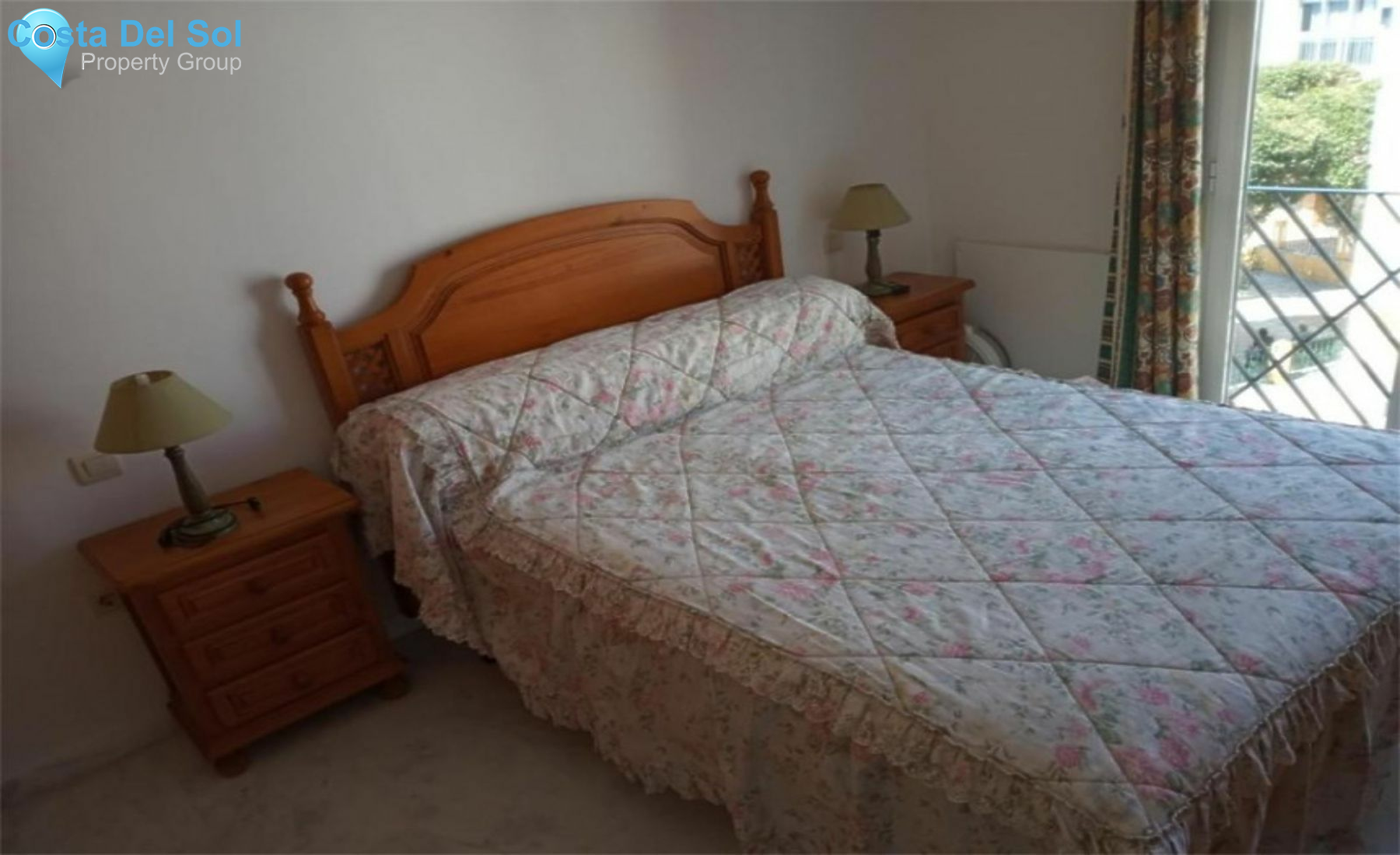 Middle Floor Apartment in Estepona-1428414