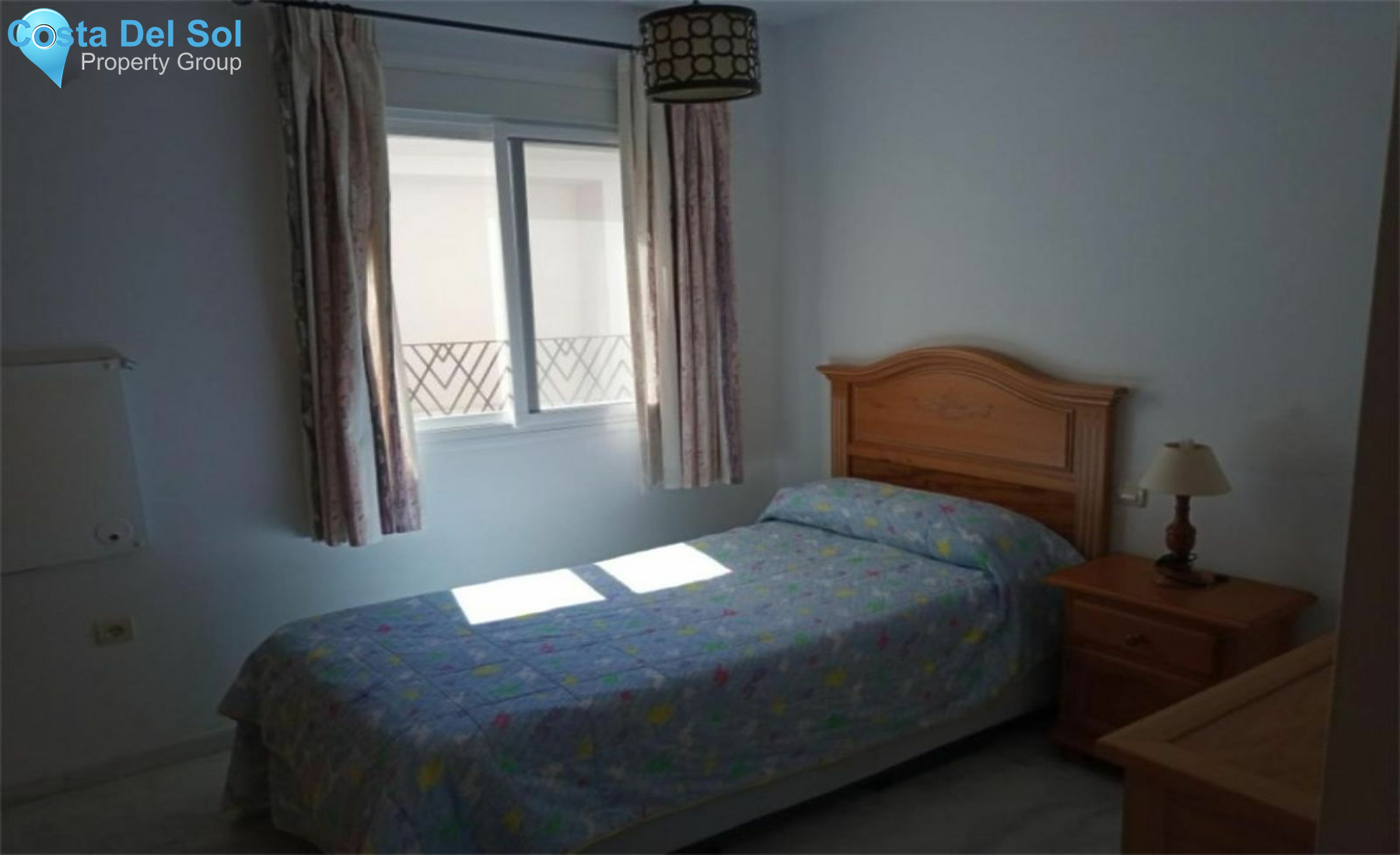 Middle Floor Apartment in Estepona-1428415
