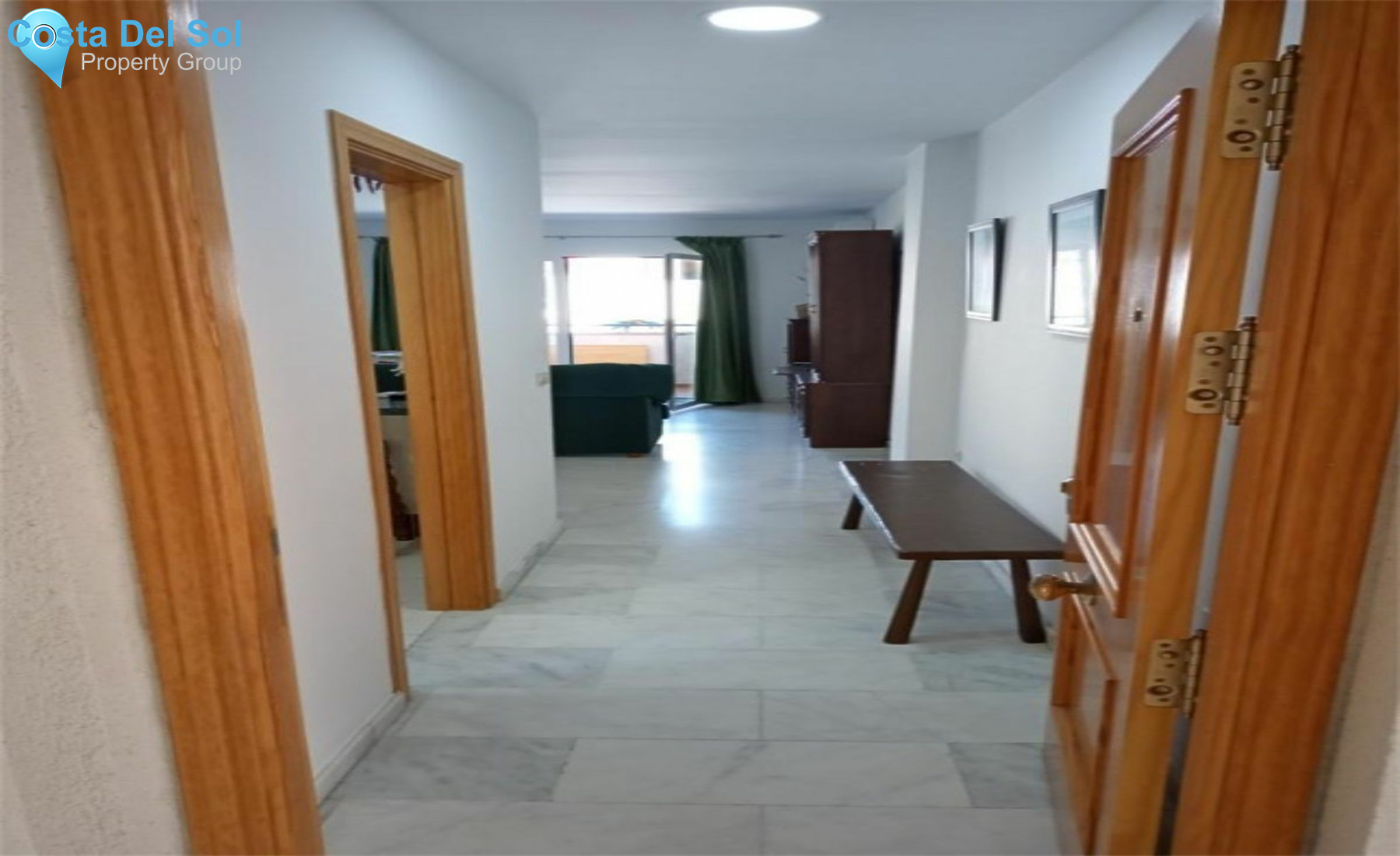 Middle Floor Apartment in Estepona-1428417