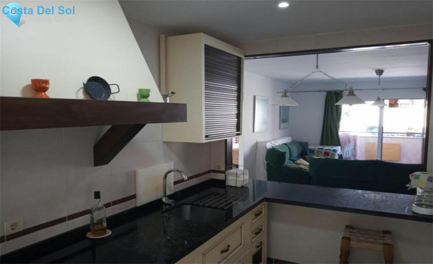 Middle Floor Apartment in Estepona-1428419
