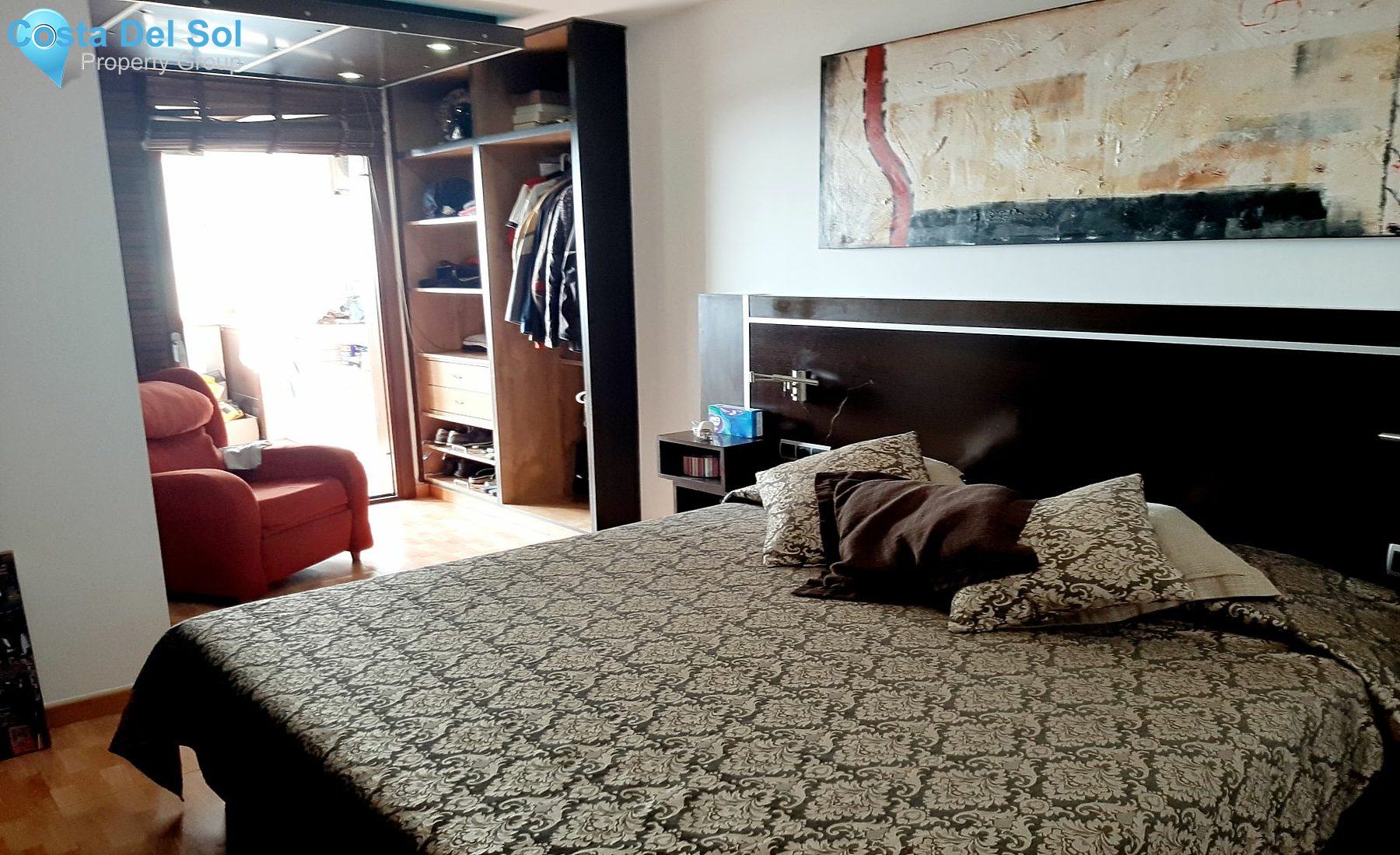 Middle Floor Apartment in Estepona-1429628