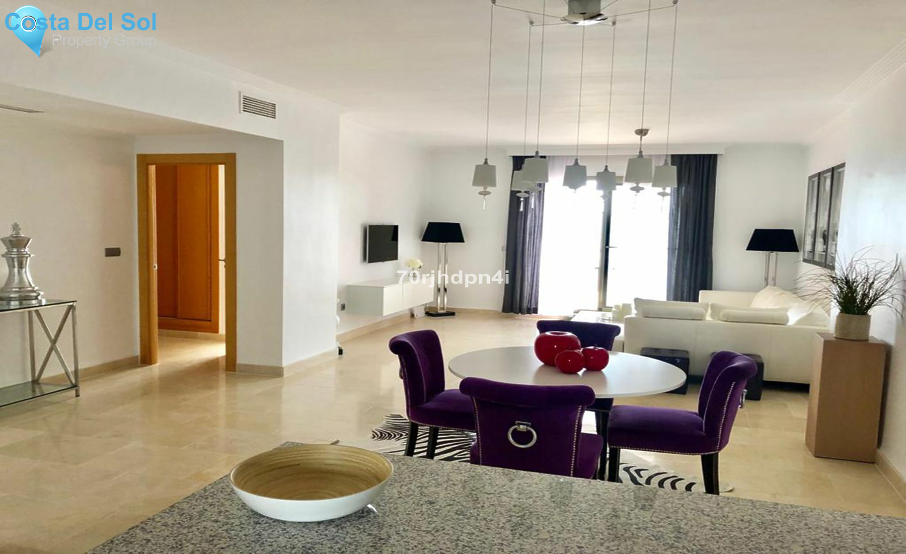 Middle Floor Apartment in Estepona-1431095