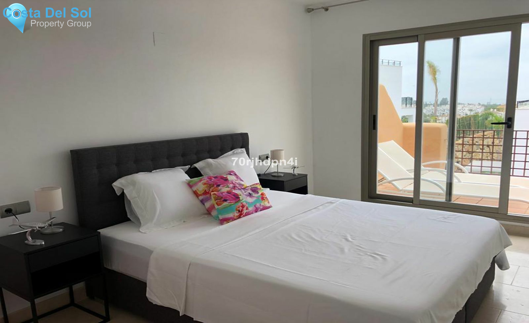 Middle Floor Apartment in Estepona-1431088